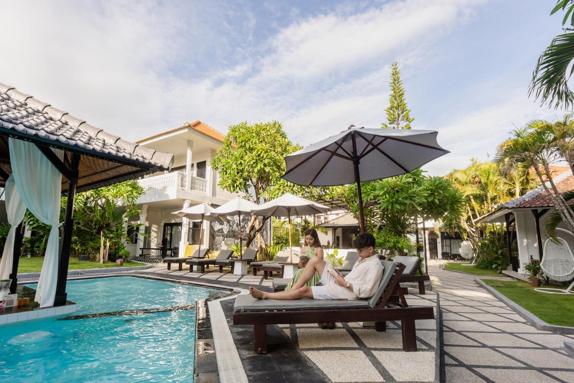 Casa Wina Kuta Hotel Kuta  Exterior photo