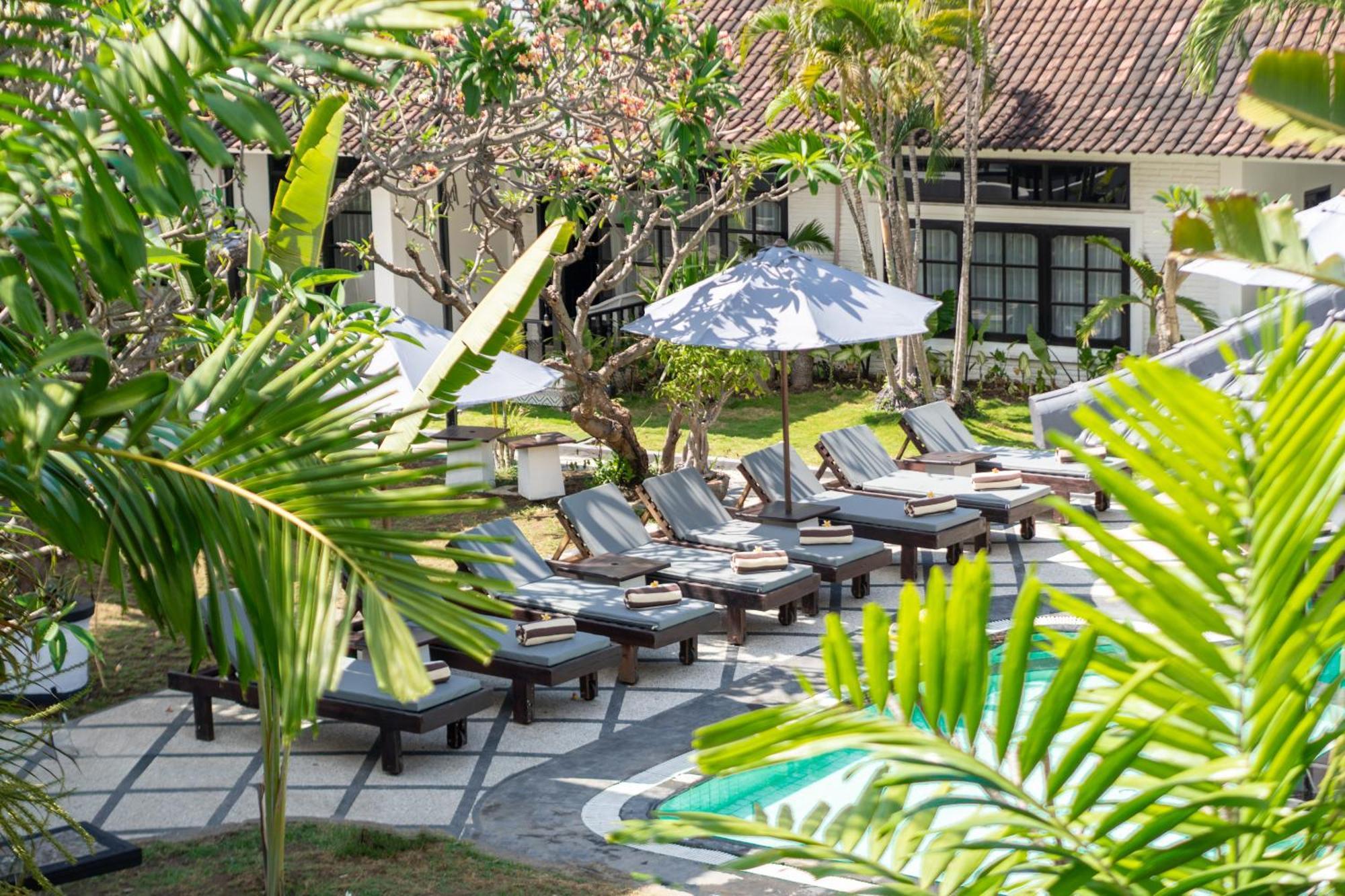 Casa Wina Kuta Hotel Kuta  Exterior photo