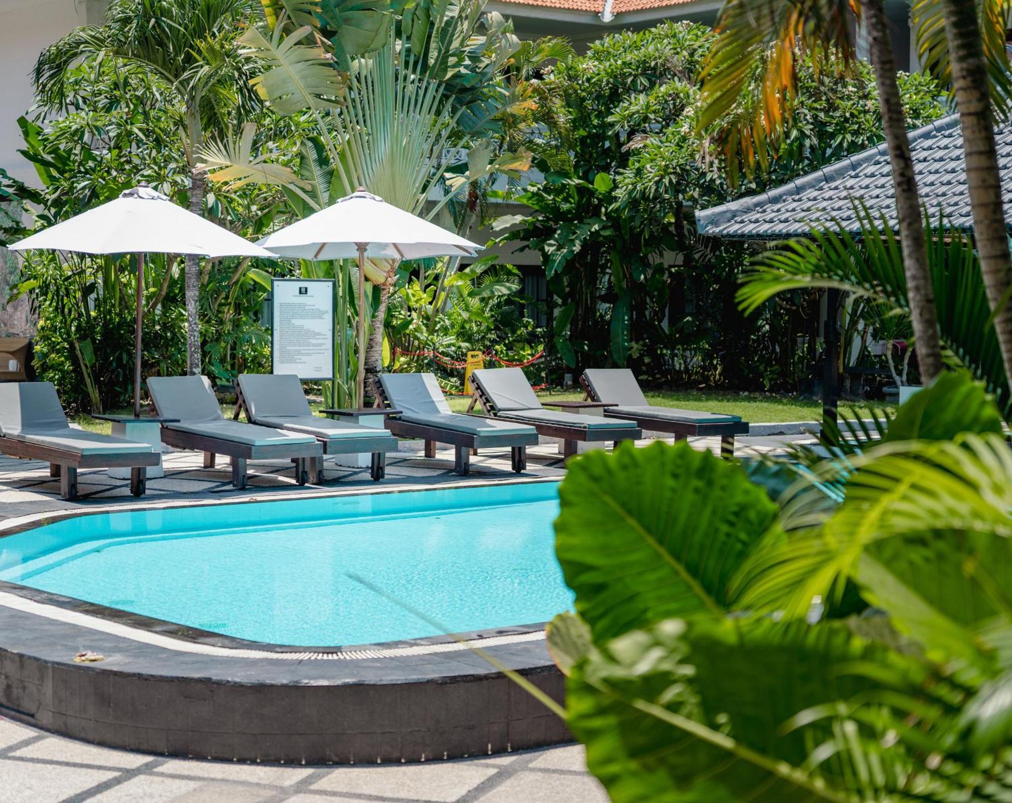 Casa Wina Kuta Hotel Kuta  Exterior photo